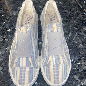 Blowfish Malibu Superfoam Slip On Shoes Size 11 Distressed Look Beach Style